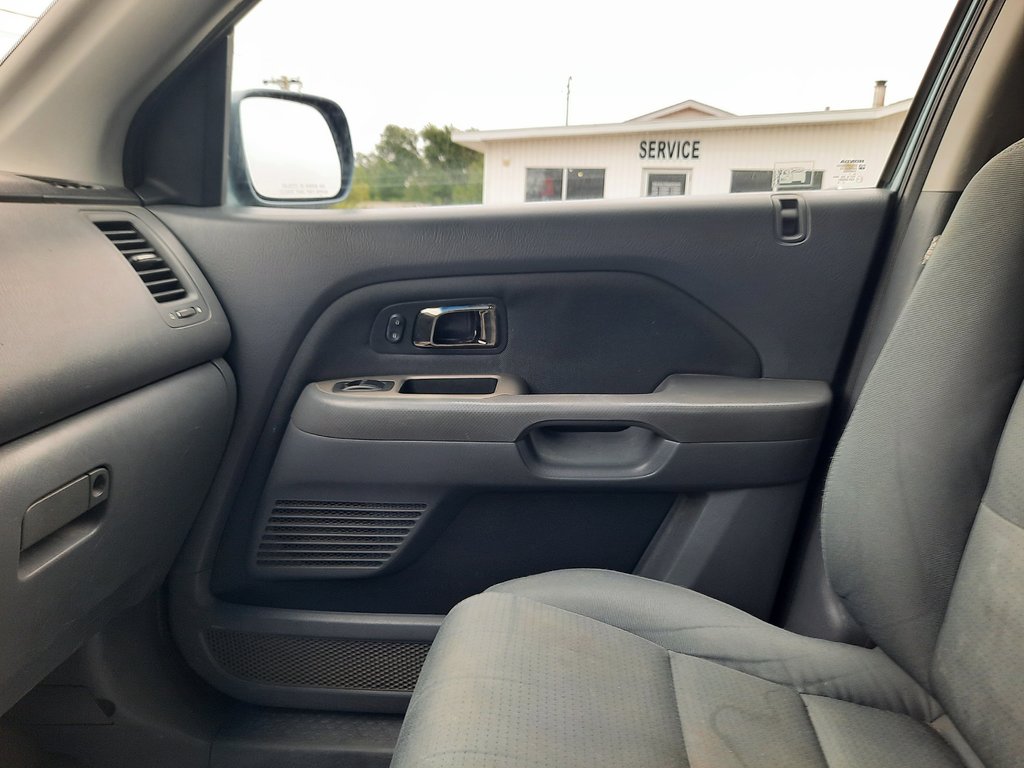 2008 Honda Pilot LX in Hebbville, Nova Scotia - 16 - w1024h768px