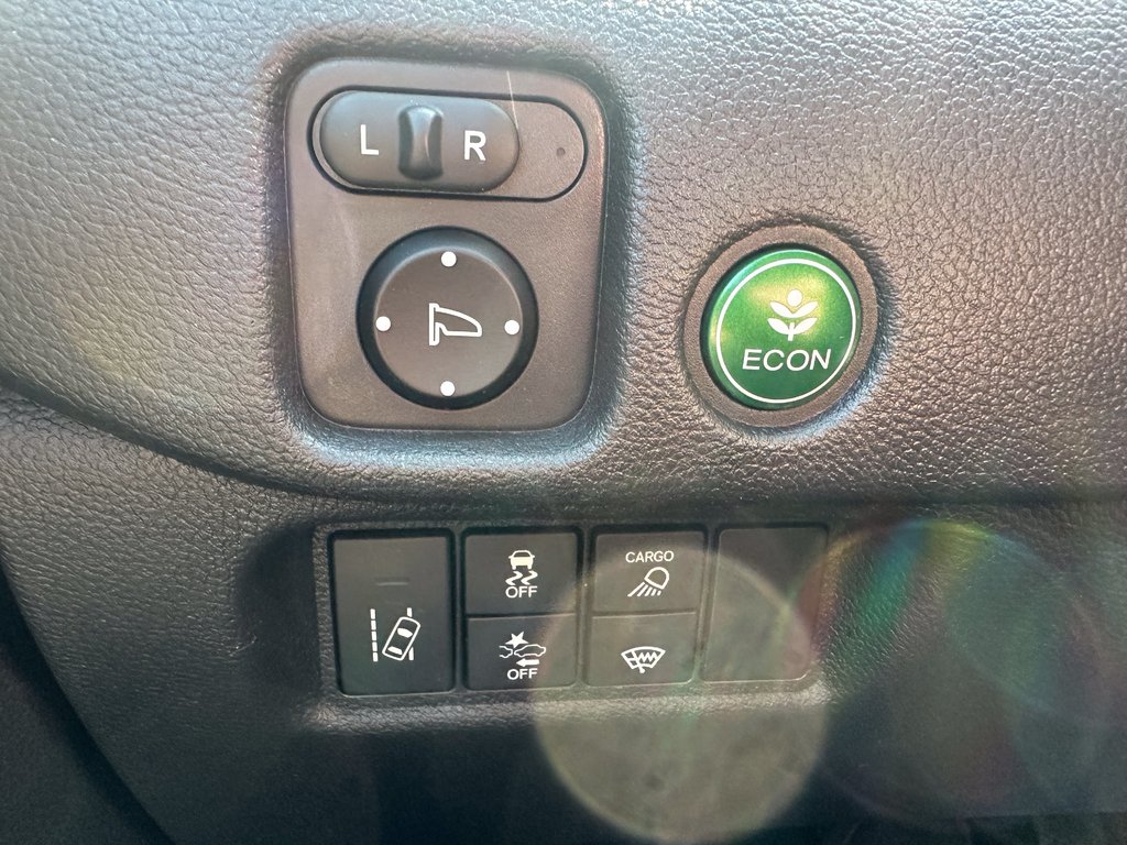 2017 Honda Ridgeline Sport in Hebbville, Nova Scotia - 12 - w1024h768px