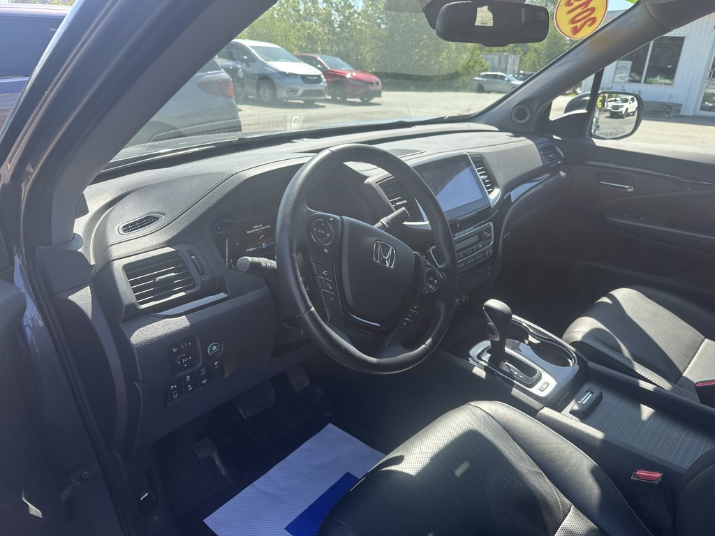 2019 Honda Ridgeline Touring in Hebbville, Nova Scotia - 2 - w1024h768px