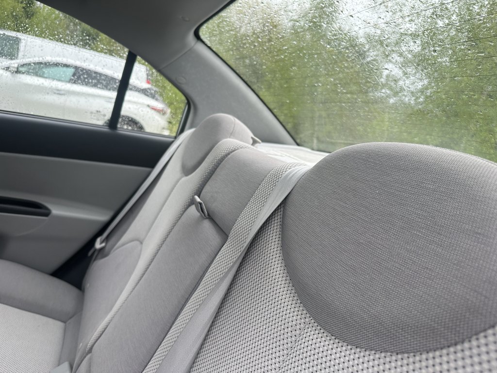 2008 Hyundai Accent L in Hebbville, Nova Scotia - 19 - w1024h768px
