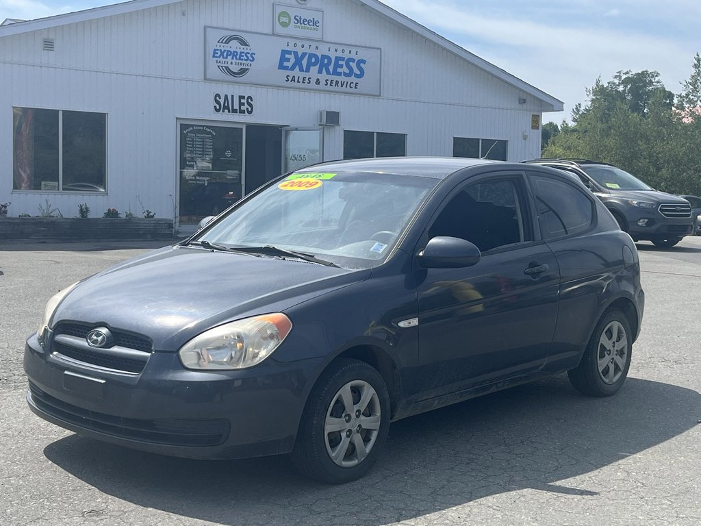 2009 Hyundai Accent MAN L in Hebbville, Nova Scotia - 1 - w1024h768px