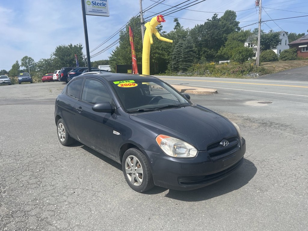 2009 Hyundai Accent MAN L in Hebbville, Nova Scotia - 3 - w1024h768px