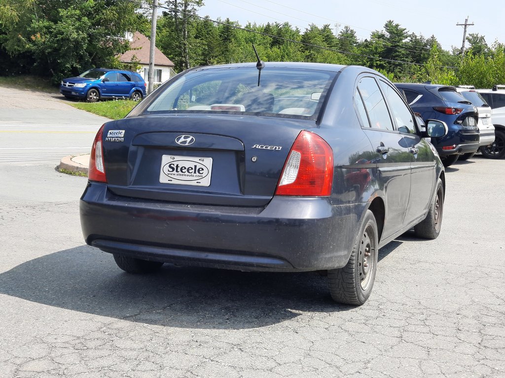 2010 Hyundai Accent GL in Hebbville, Nova Scotia - 7 - w1024h768px