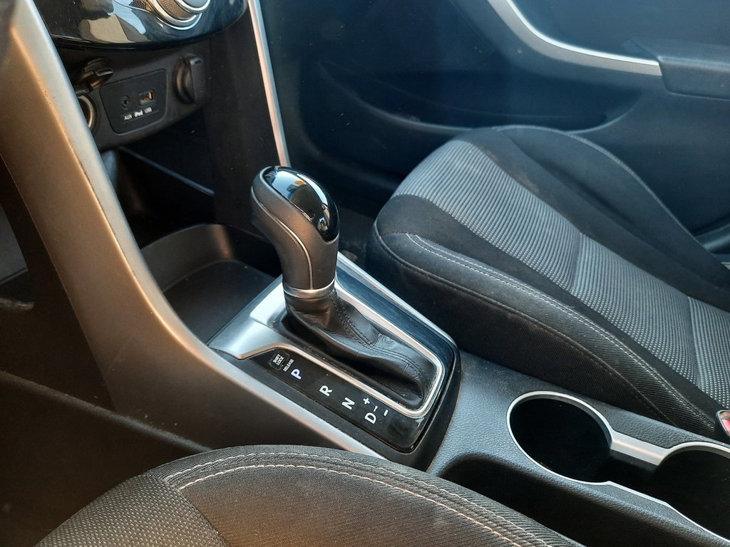 2014 Hyundai Elantra GT GL in Hebbville, Nova Scotia - 16 - w1024h768px