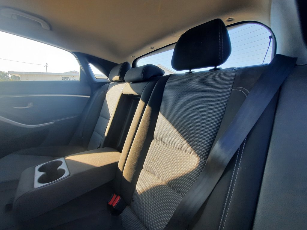 2014 Hyundai Elantra GT GL in Hebbville, Nova Scotia - 22 - w1024h768px