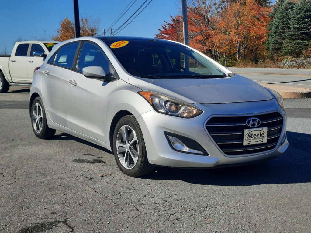 2017  Elantra GT SE in Hebbville, Nova Scotia - 5 - w1024h768px