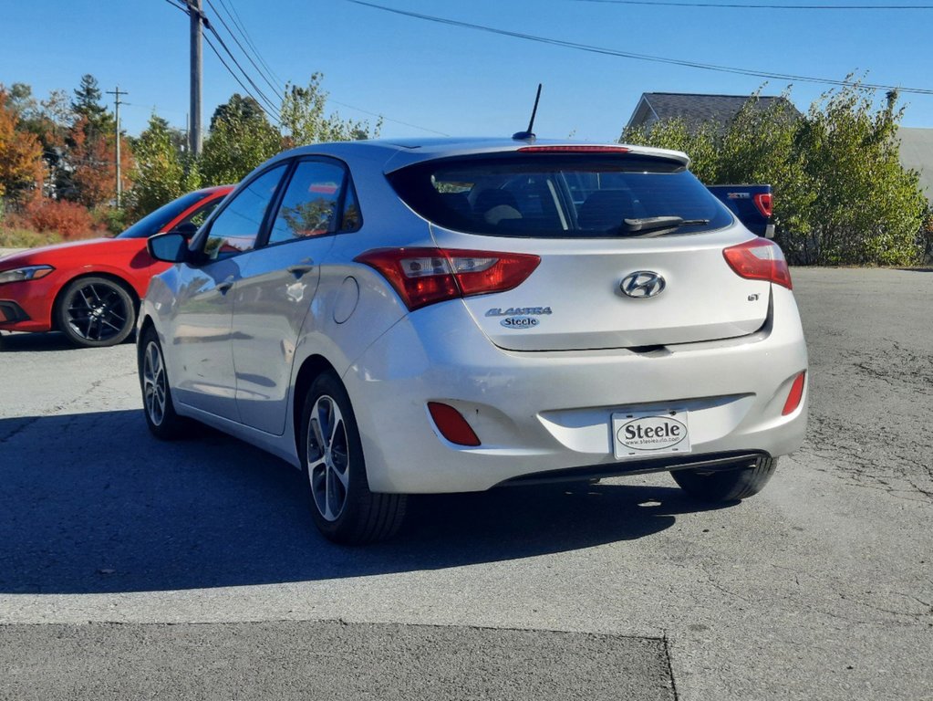 2017  Elantra GT SE in Hebbville, Nova Scotia - 8 - w1024h768px