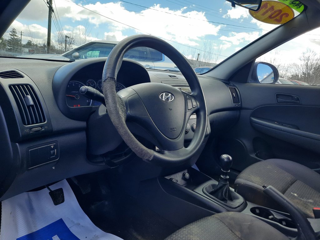 2011 Hyundai Elantra Touring GL in Hebbville, Nova Scotia - 3 - w1024h768px