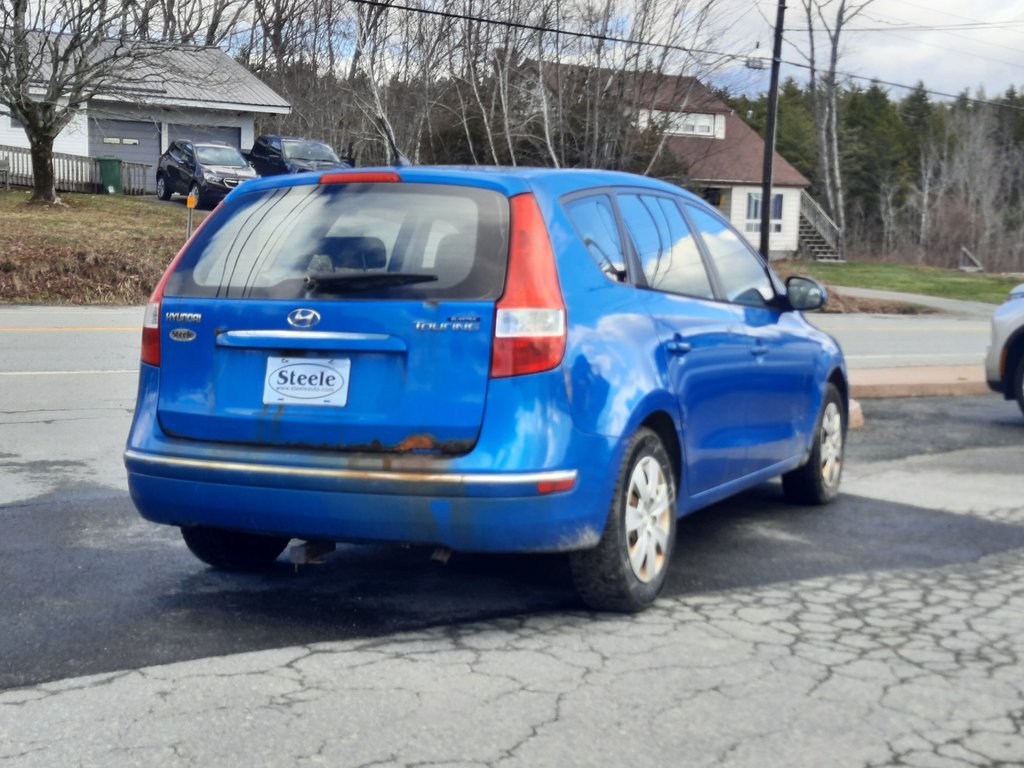 2011 Hyundai Elantra Touring GL in Hebbville, Nova Scotia - 7 - w1024h768px