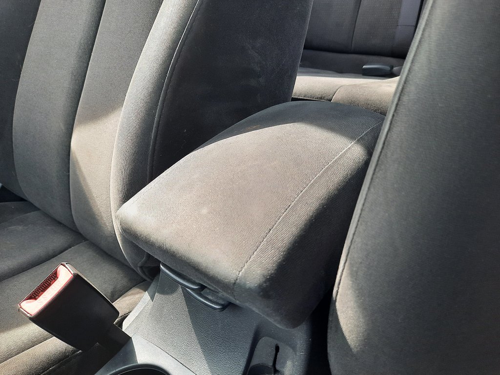 2009 Hyundai Elantra L in Hebbville, Nova Scotia - 17 - w1024h768px