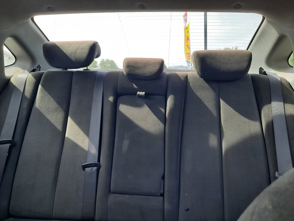 2009 Hyundai Elantra L in Hebbville, Nova Scotia - 21 - w1024h768px