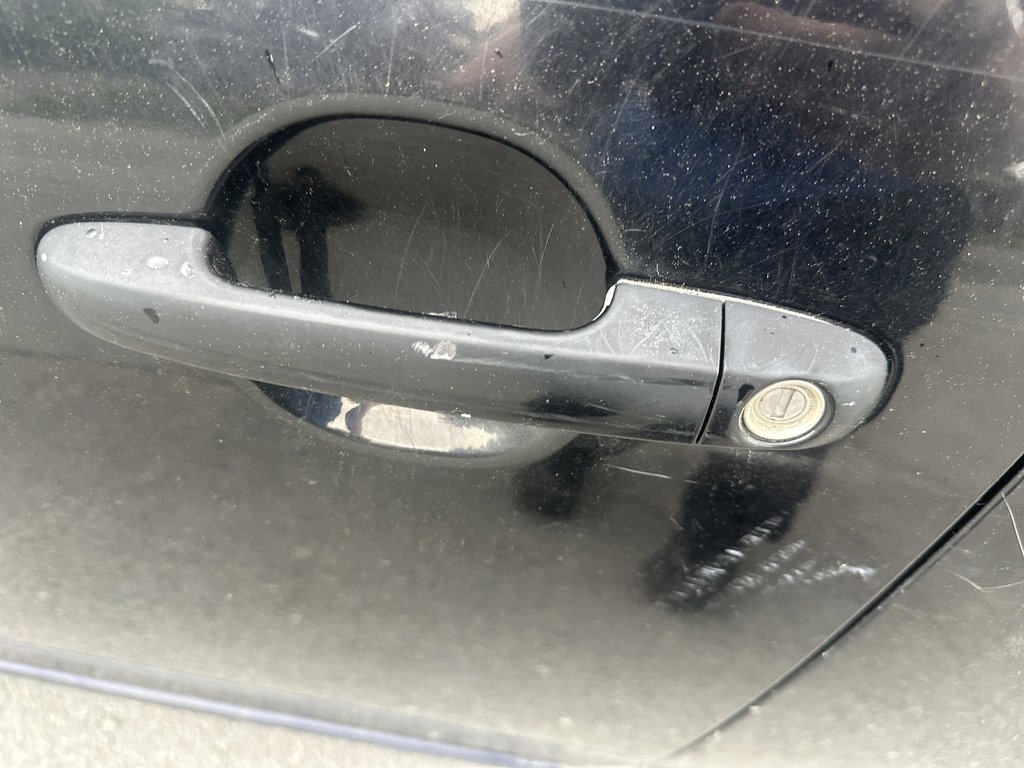 2009 Hyundai Elantra L in Hebbville, Nova Scotia - 10 - w1024h768px