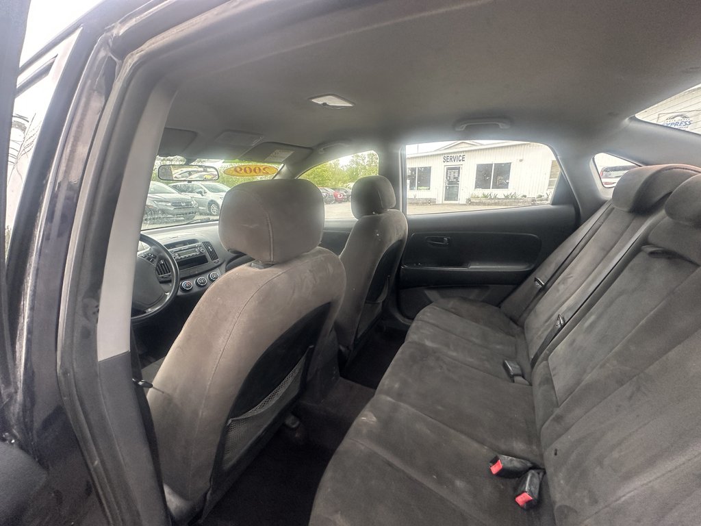 2009 Hyundai Elantra L in Hebbville, Nova Scotia - 22 - w1024h768px