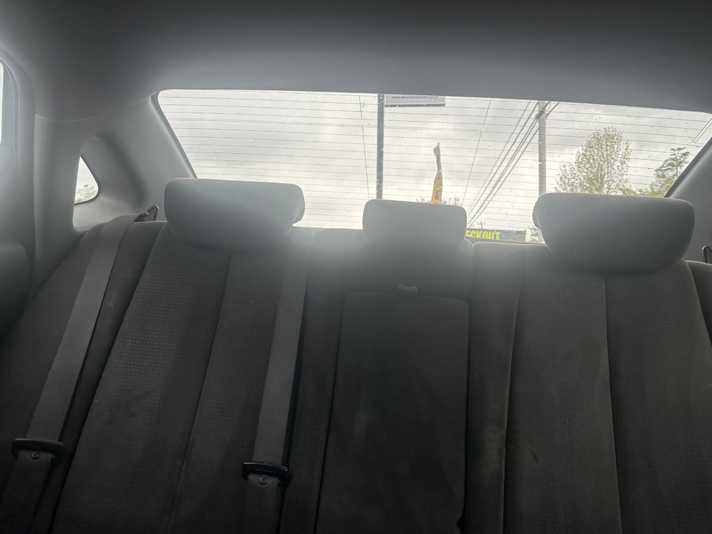 2009 Hyundai Elantra L in Hebbville, Nova Scotia - 19 - w1024h768px