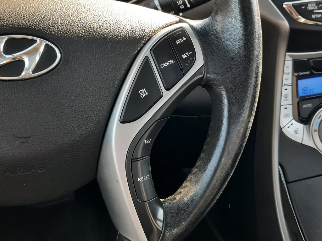 2011 Hyundai Elantra Limited w/Nav in Hebbville, Nova Scotia - 13 - w1024h768px