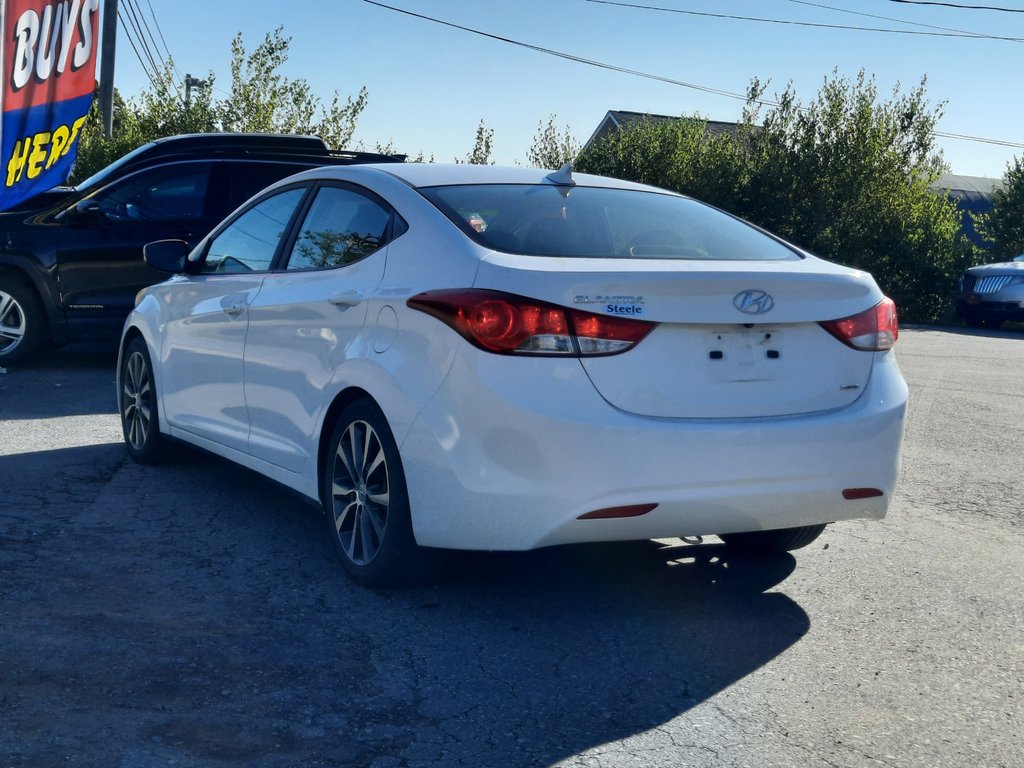 2011 Hyundai Elantra Limited w/Nav in Hebbville, Nova Scotia - 8 - w1024h768px