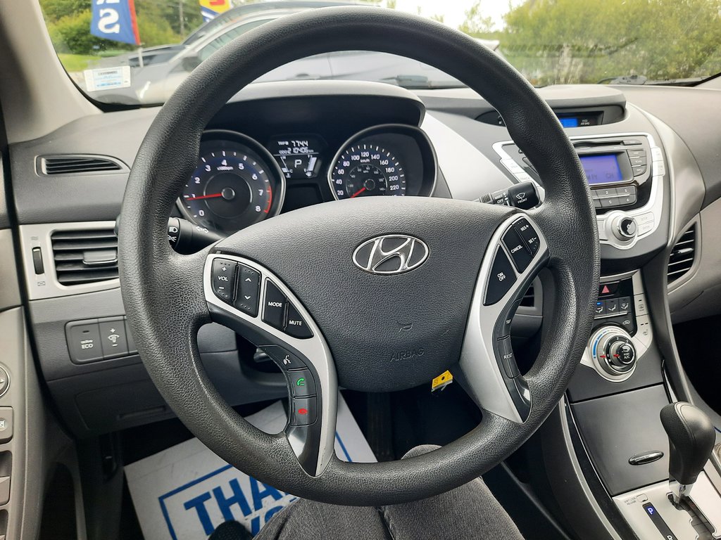 2012 Hyundai Elantra GL in Hebbville, Nova Scotia - 15 - w1024h768px