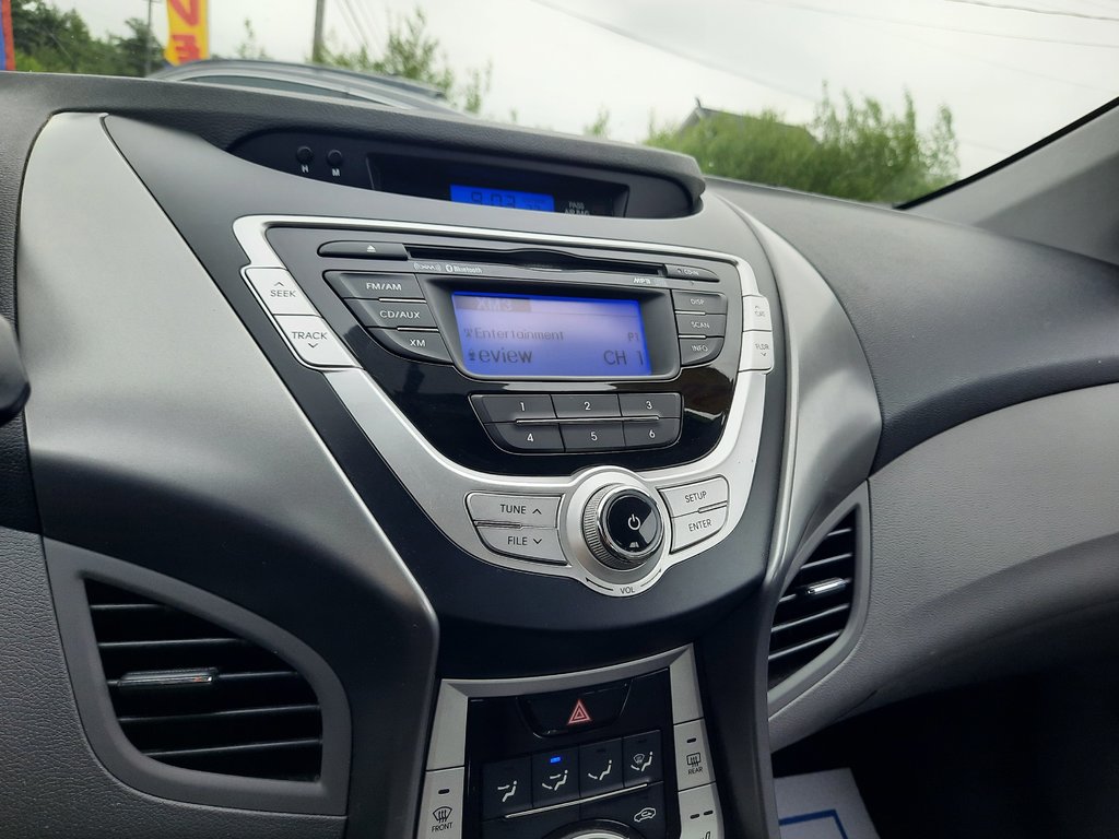 2012 Hyundai Elantra GL in Hebbville, Nova Scotia - 17 - w1024h768px
