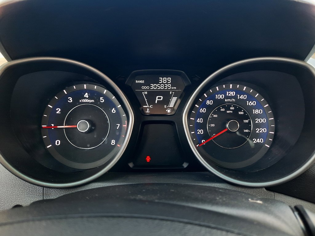 2013 Hyundai Elantra GL in Hebbville, Nova Scotia - 15 - w1024h768px
