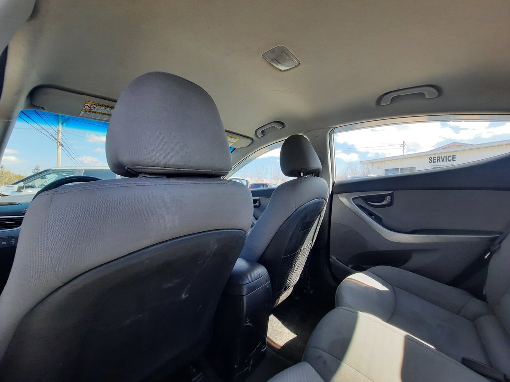 2013 Hyundai Elantra GL in Hebbville, Nova Scotia - 26 - w1024h768px