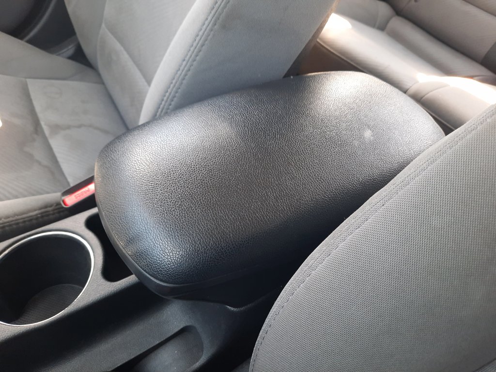 2013 Hyundai Elantra GL in Hebbville, Nova Scotia - 19 - w1024h768px