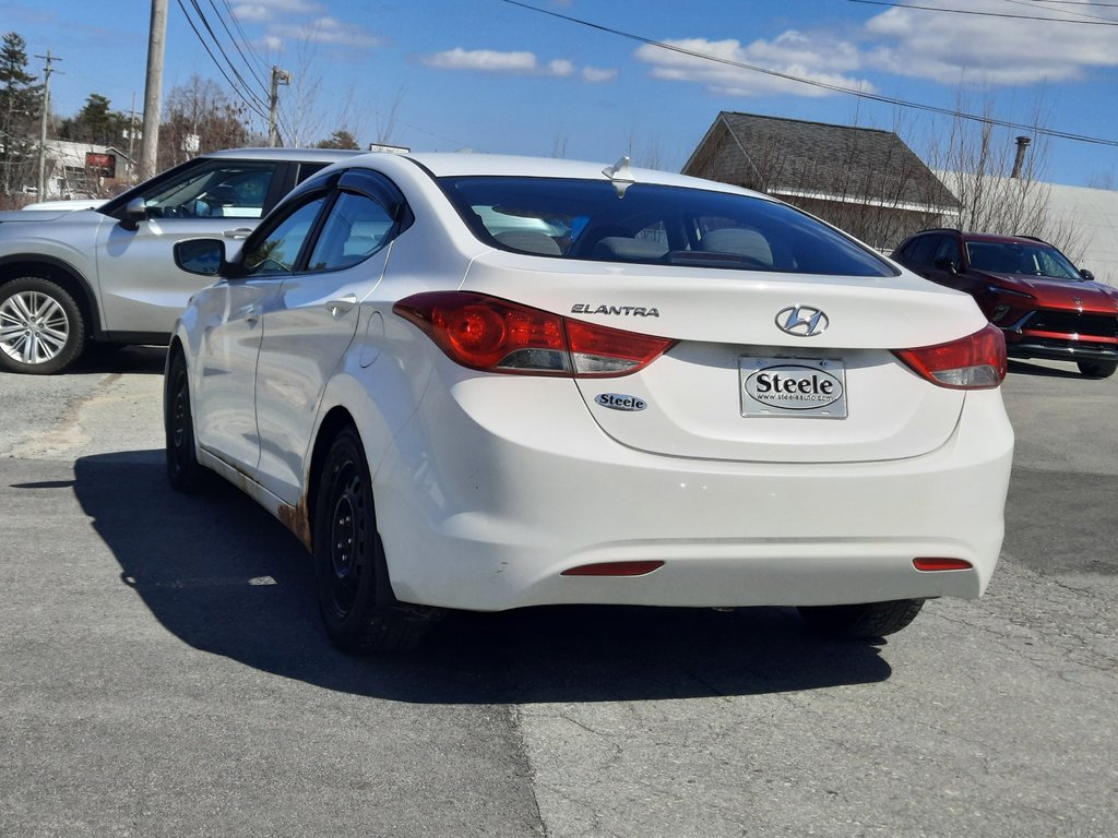 2013 Hyundai Elantra GL in Hebbville, Nova Scotia - 8 - w1024h768px