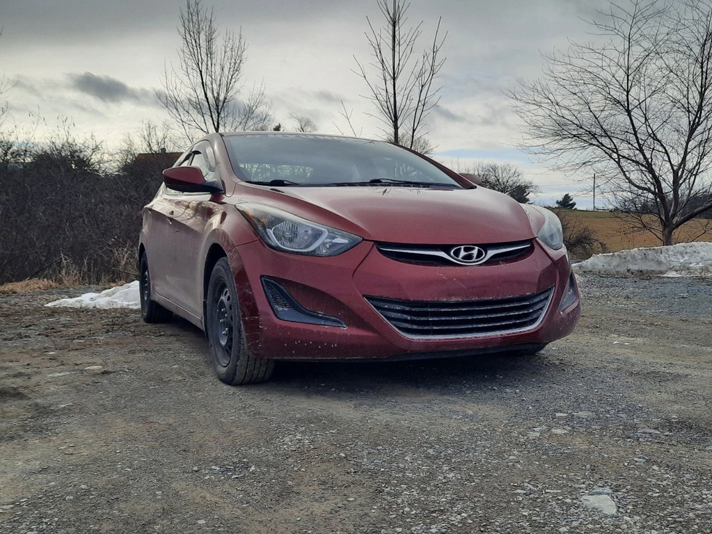 2014 Hyundai Elantra L in Hebbville, Nova Scotia - 3 - w1024h768px