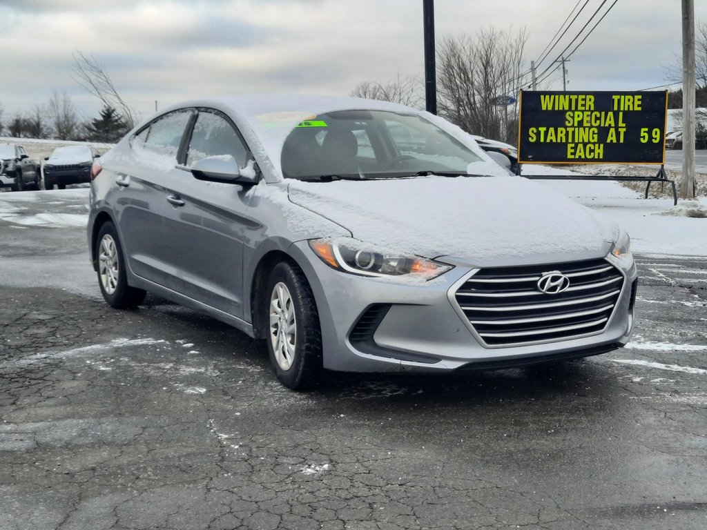 2017 Hyundai Elantra L in Hebbville, Nova Scotia - 5 - w1024h768px