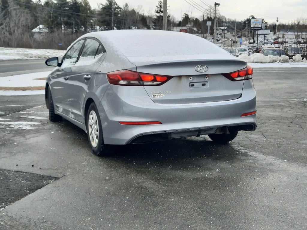 2017 Hyundai Elantra L in Hebbville, Nova Scotia - 8 - w1024h768px