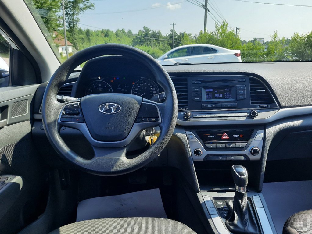 2018  Elantra LE in Hebbville, Nova Scotia - 28 - w1024h768px