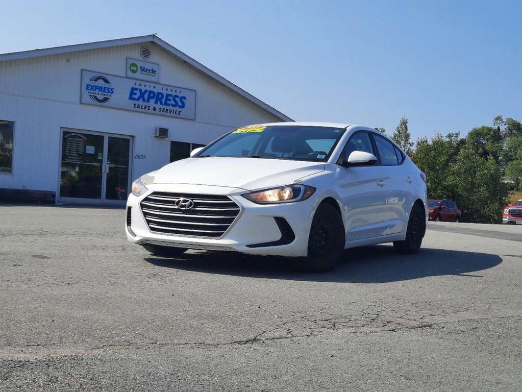 2018  Elantra LE in Hebbville, Nova Scotia - 1 - w1024h768px