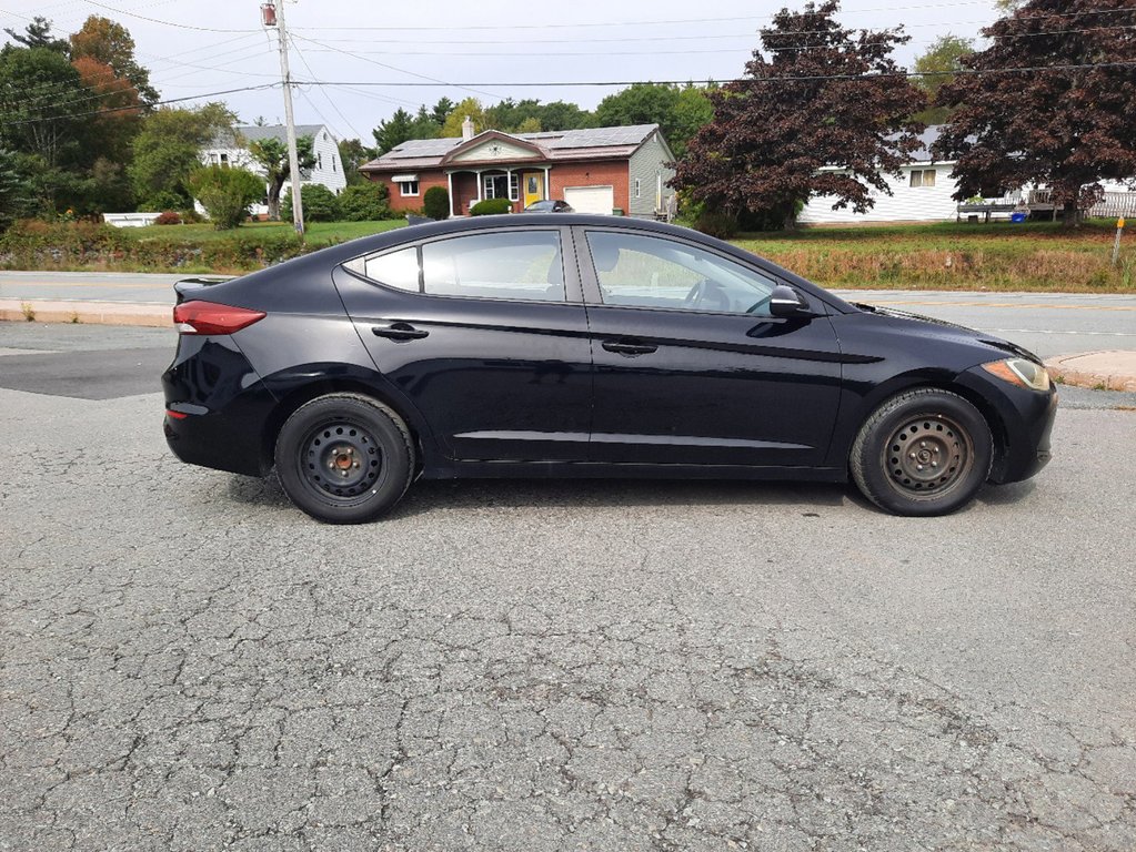 2018  Elantra GL in Hebbville, Nova Scotia - 6 - w1024h768px