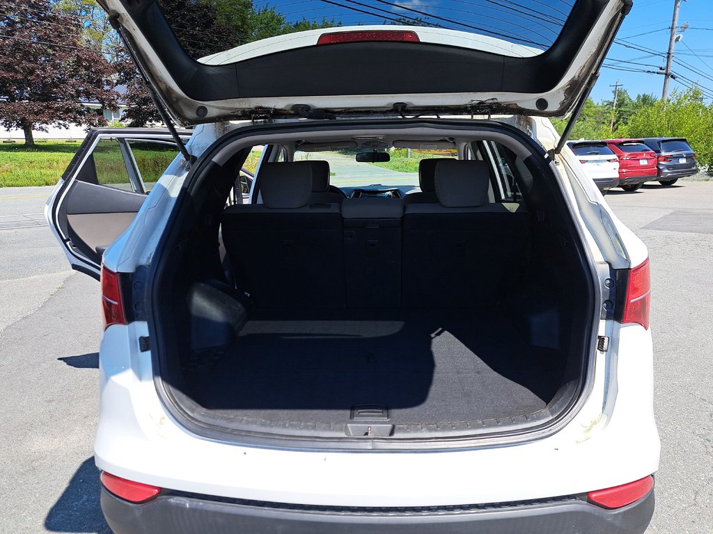 2014 Hyundai Santa Fe Sport BASE in Hebbville, Nova Scotia - 12 - w1024h768px