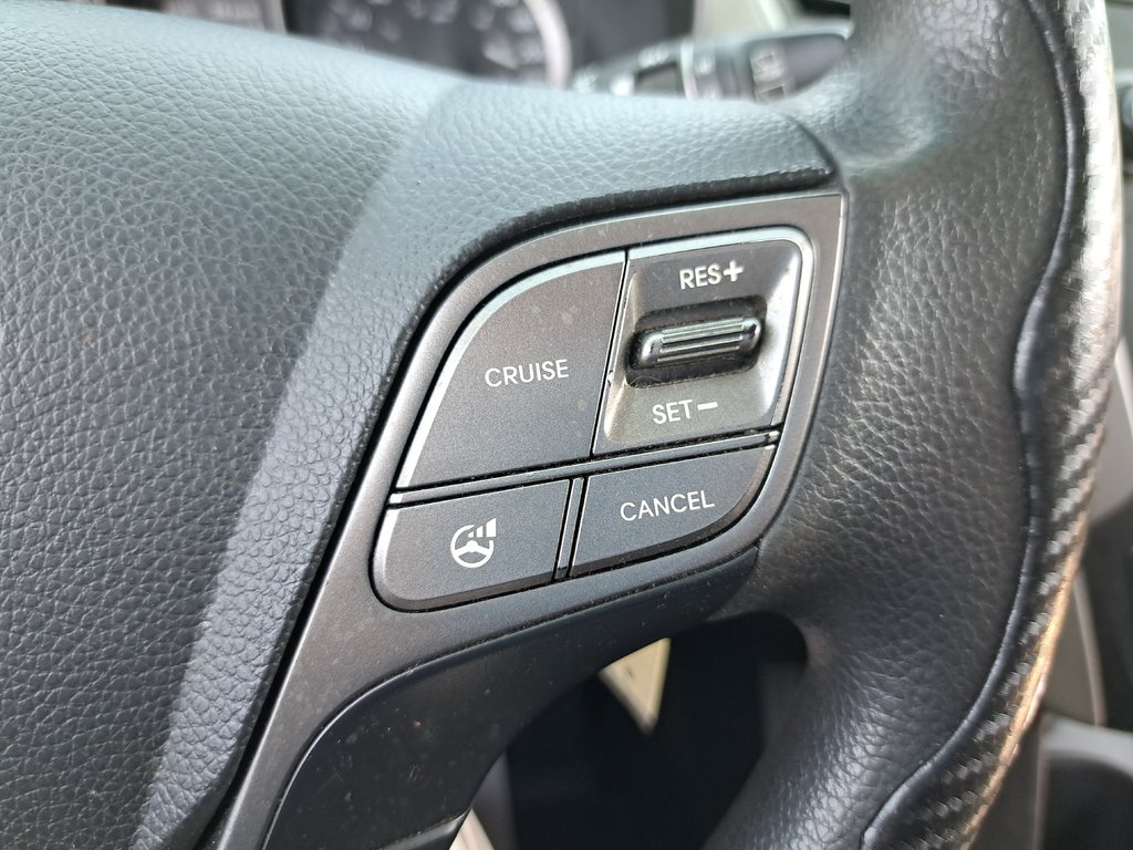2014 Hyundai Santa Fe Sport BASE in Hebbville, Nova Scotia - 15 - w1024h768px