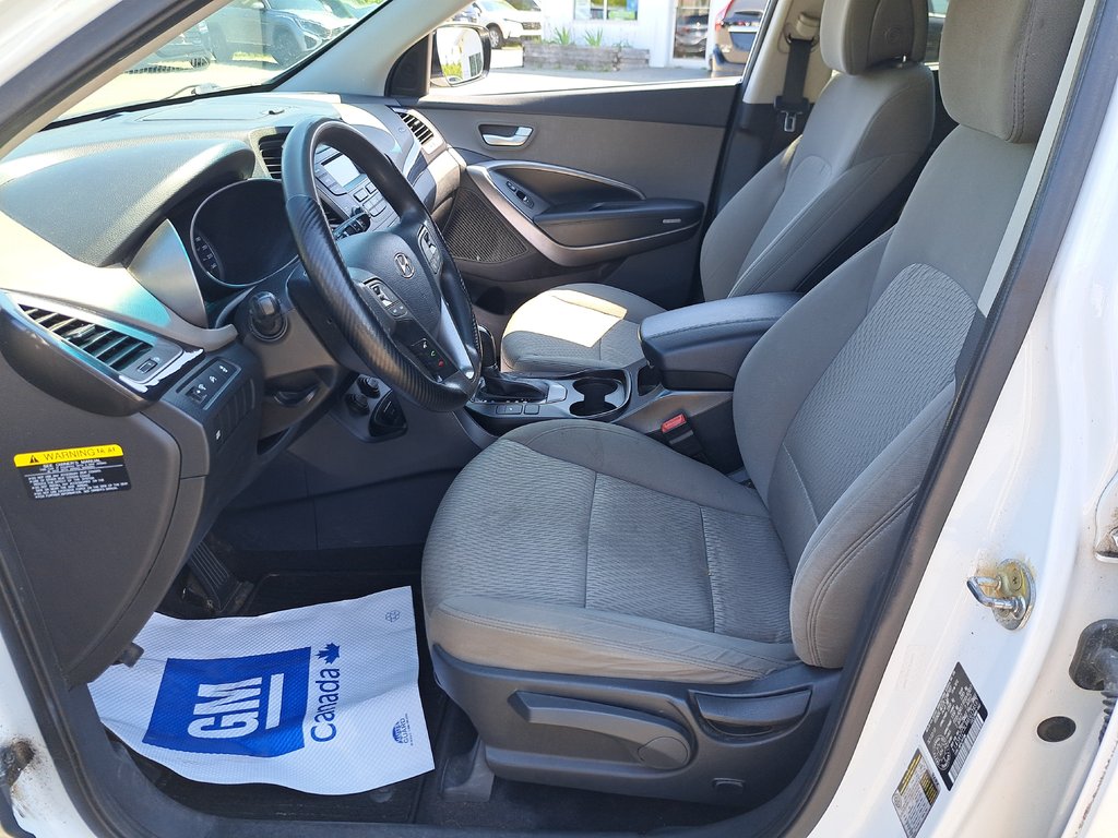 2014 Hyundai Santa Fe Sport BASE in Hebbville, Nova Scotia - 10 - w1024h768px