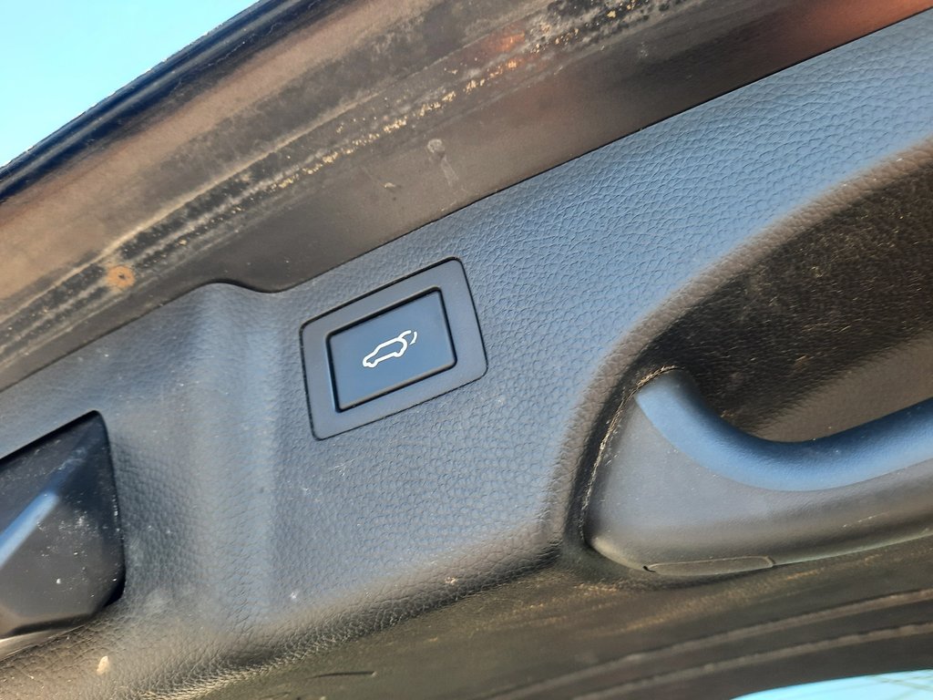 2016 Hyundai Santa Fe Sport Luxury in Hebbville, Nova Scotia - 10 - w1024h768px
