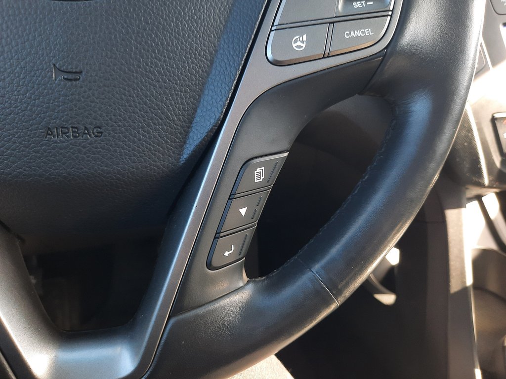 2016 Hyundai Santa Fe Sport Luxury in Hebbville, Nova Scotia - 18 - w1024h768px