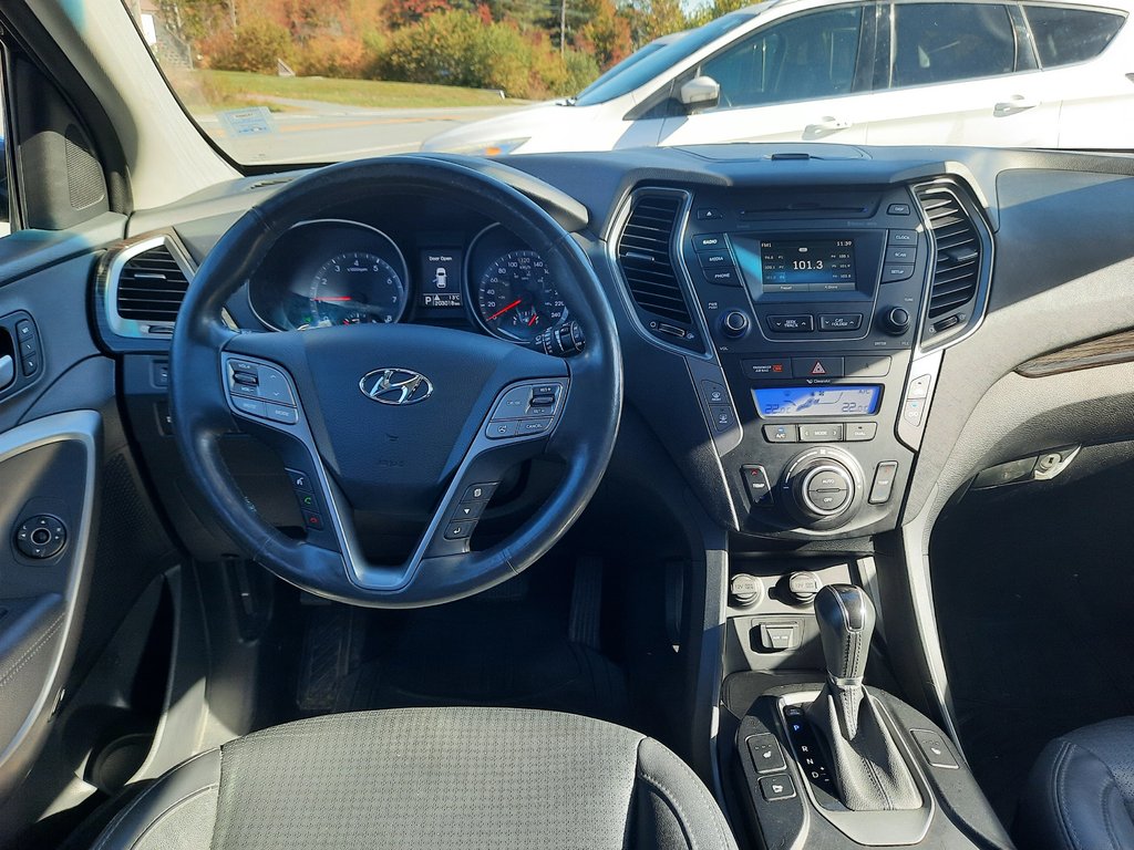 2016 Hyundai Santa Fe Sport Luxury in Hebbville, Nova Scotia - 32 - w1024h768px
