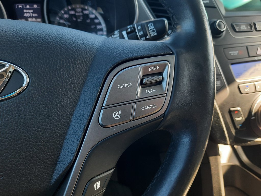 2016 Hyundai Santa Fe Sport Luxury in Hebbville, Nova Scotia - 17 - w1024h768px