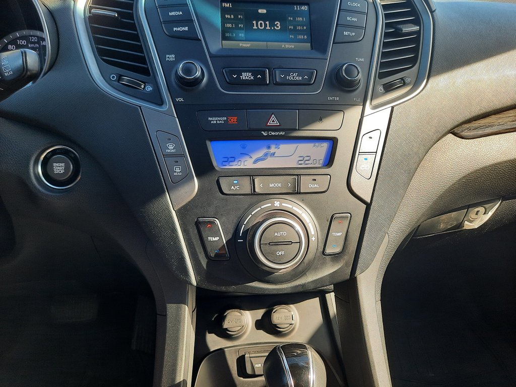 2016 Hyundai Santa Fe Sport Luxury in Hebbville, Nova Scotia - 22 - w1024h768px