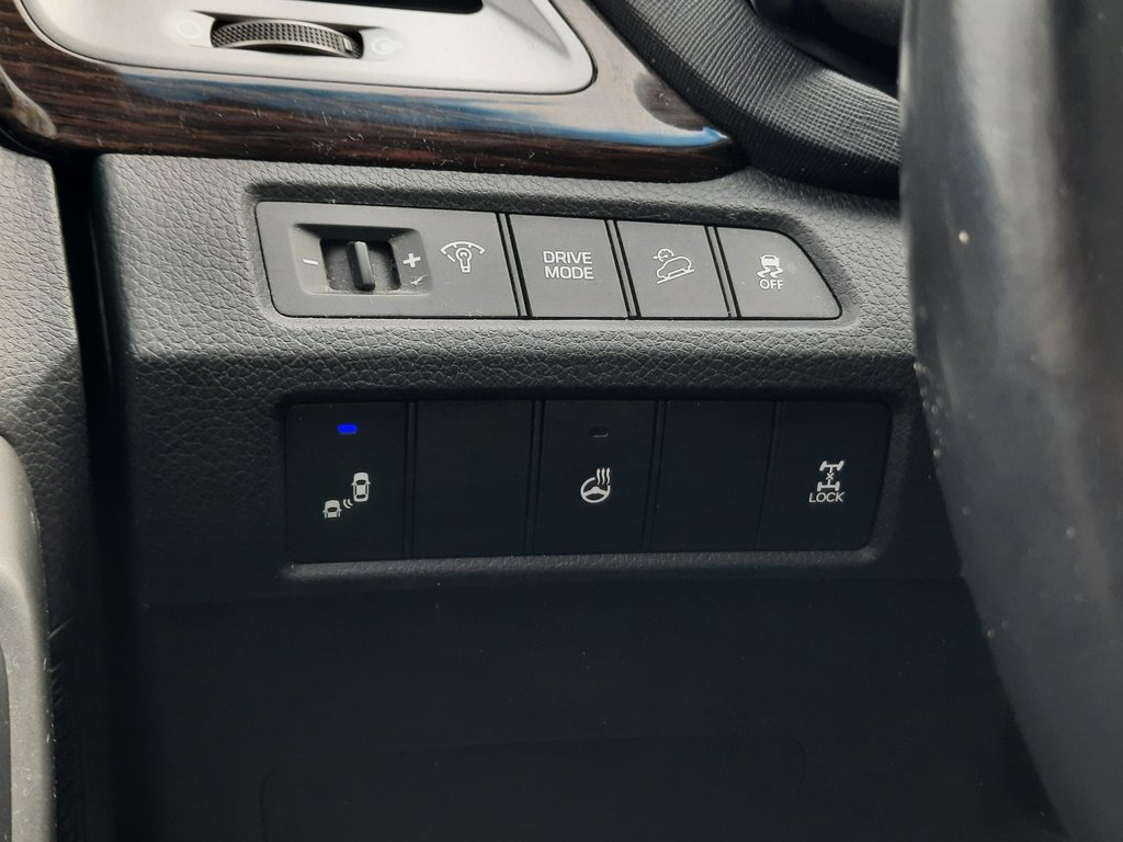 2017 Hyundai Santa Fe Sport SE in Hebbville, Nova Scotia - 12 - w1024h768px