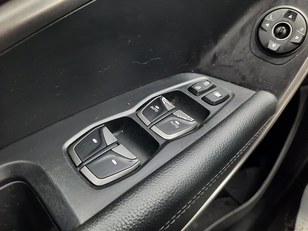 2017 Hyundai Santa Fe Sport Premium in Hebbville, Nova Scotia - 10 - w1024h768px