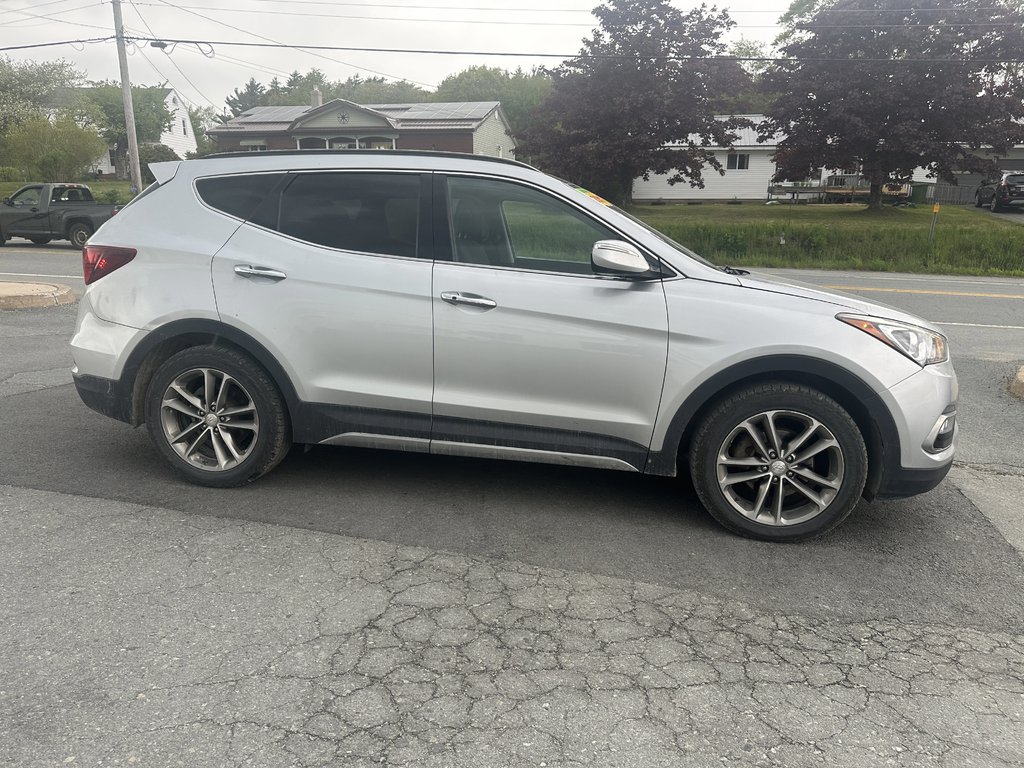 2017 Hyundai Santa Fe Sport Limited in Hebbville, Nova Scotia - 3 - w1024h768px