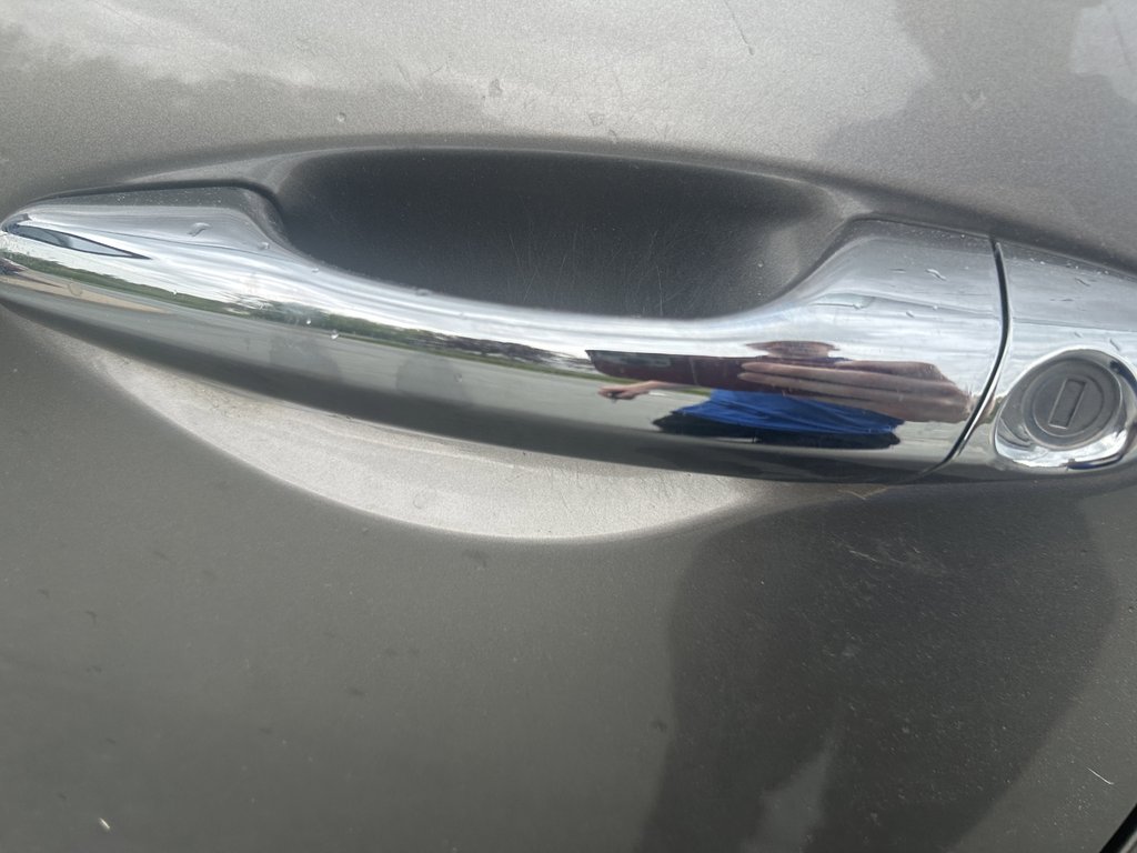 2017 Hyundai Santa Fe Sport SE in Hebbville, Nova Scotia - 7 - w1024h768px