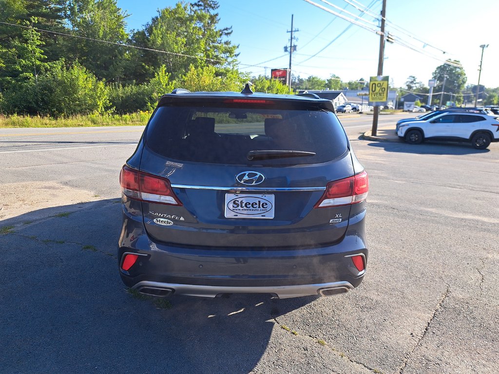 2017 Hyundai Santa Fe XL Premium in Hebbville, Nova Scotia - 4 - w1024h768px