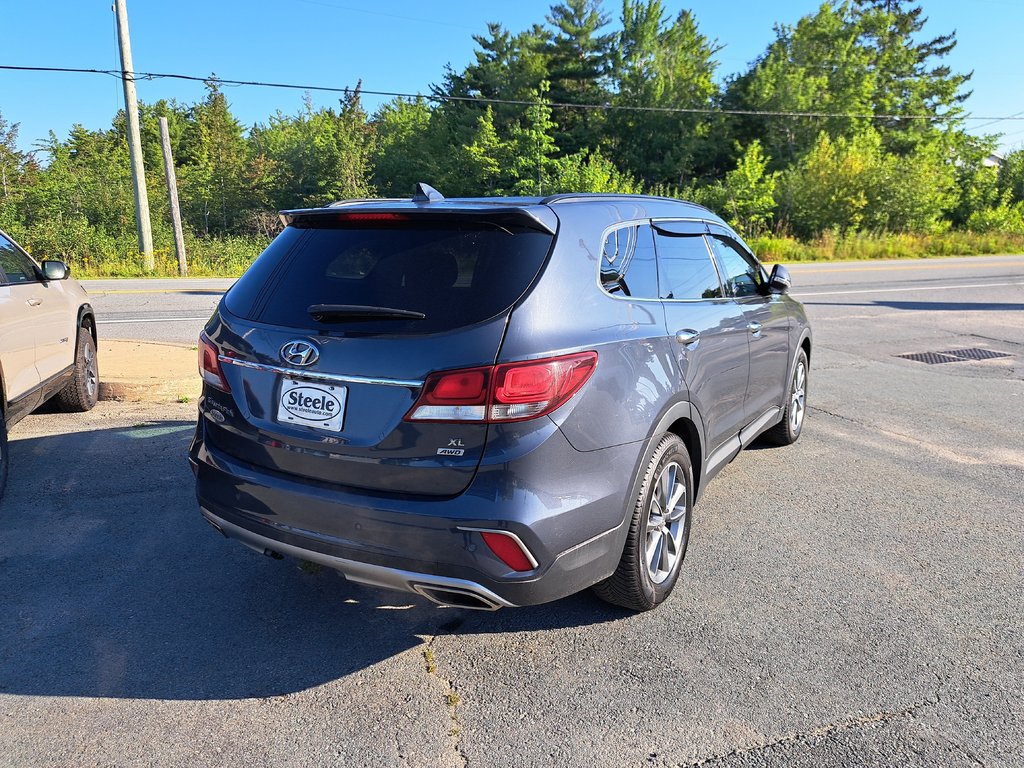 2017 Hyundai Santa Fe XL Premium in Hebbville, Nova Scotia - 5 - w1024h768px