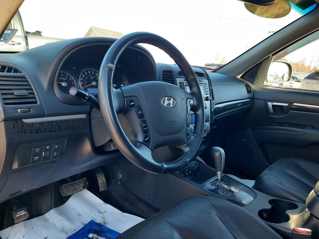2009 Hyundai Santa Fe GLS in Hebbville, Nova Scotia - 3 - w1024h768px