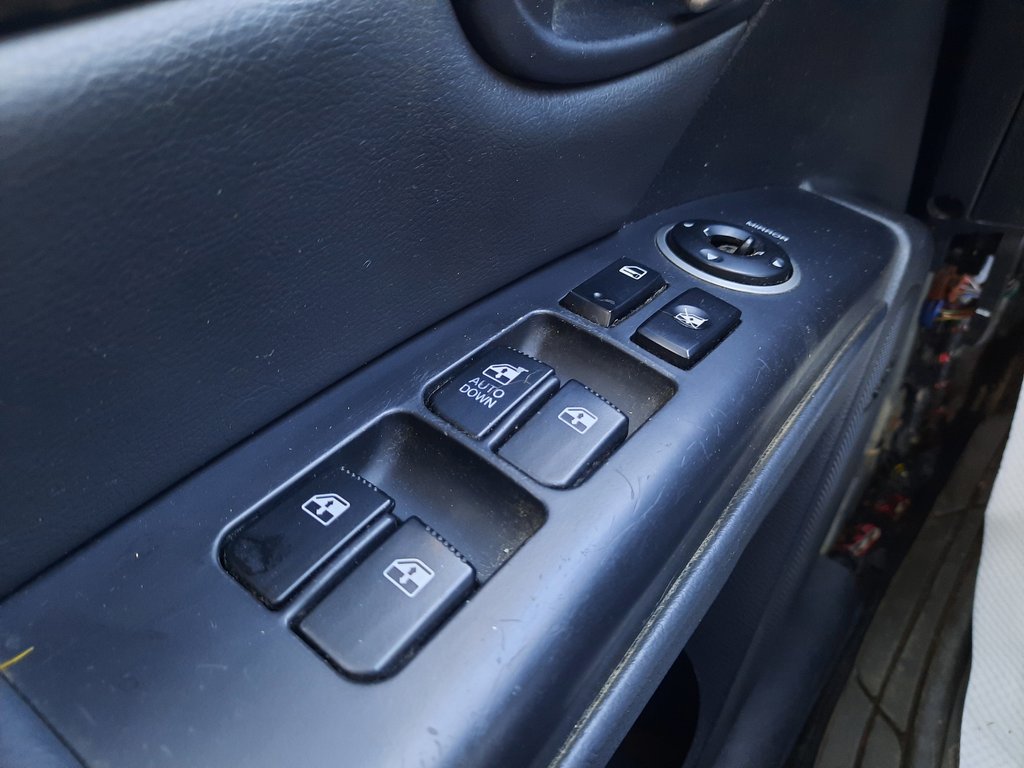 2009 Hyundai Santa Fe GLS in Hebbville, Nova Scotia - 10 - w1024h768px