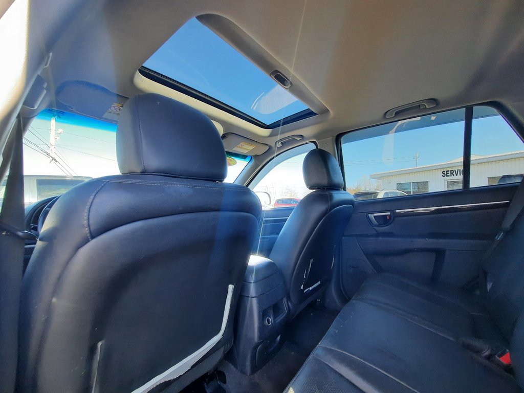 2009 Hyundai Santa Fe GLS in Hebbville, Nova Scotia - 26 - w1024h768px