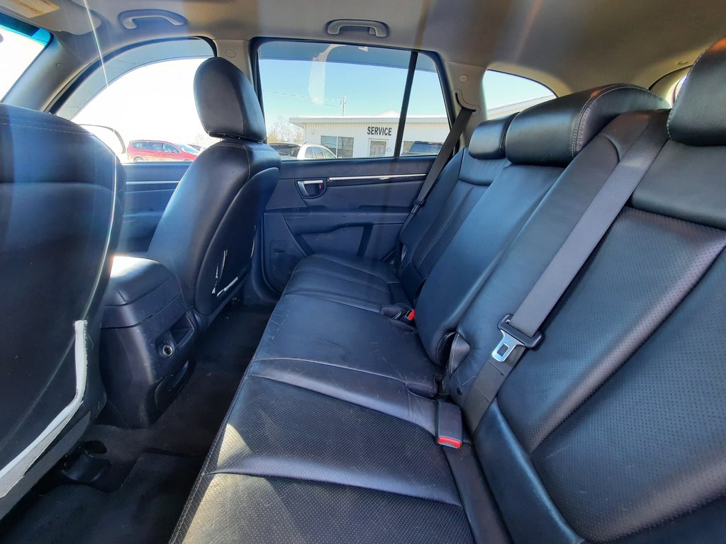 2009 Hyundai Santa Fe GLS in Hebbville, Nova Scotia - 25 - w1024h768px